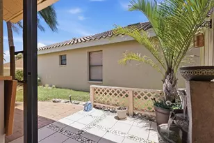211 Carriage House Ln, Nokomis, FL 34275 - Photo 29