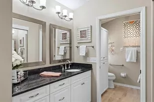 211 Carriage House Ln, Nokomis, FL 34275 - Photo 21