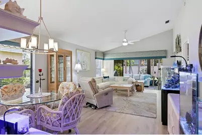 211 Carriage House Lane #211, Nokomis, FL 34275 - Photo 5