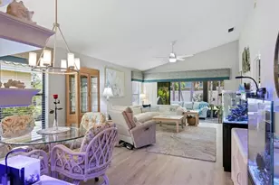 211 Carriage House Ln, Nokomis, FL 34275 - Photo 5