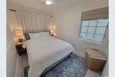 323 Madison Drive, Sarasota, FL 34236 - Photo 11