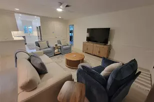 323 Madison Dr, Sarasota, FL 34236 - Photo 3