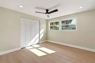 782 Birdsong Ln, Sarasota, FL 34242 - Photo 39