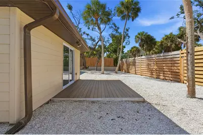 782 Birdsong Lane, Sarasota, FL 34242 - Photo 25