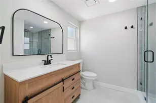 782 Birdsong Ln, Sarasota, FL 34242 - Photo 47