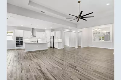 8282 Grande Shores Drive, Sarasota, FL 34240 - Photo 15