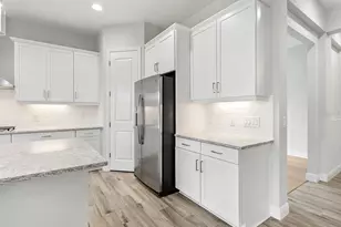 8282 Grande Shores Dr, Sarasota, FL 34240 - Photo 23