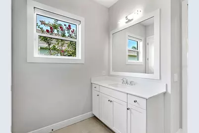 8282 Grande Shores Drive, Sarasota, FL 34240 - Photo 41