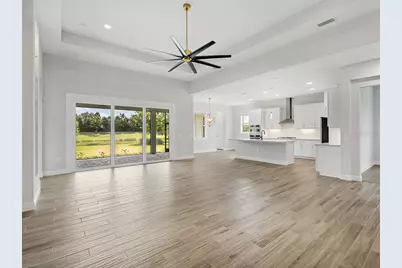 8282 Grande Shores Drive, Sarasota, FL 34240 - Photo 11