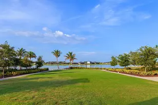 8282 Grande Shores Dr, Sarasota, FL 34240 - Photo 77