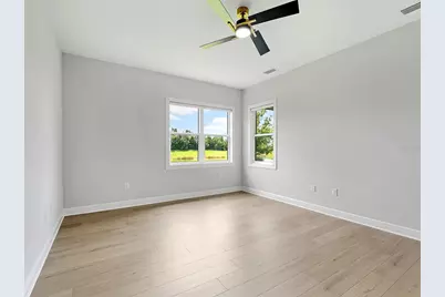 8282 Grande Shores Drive, Sarasota, FL 34240 - Photo 35