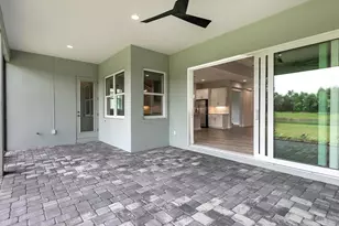 8282 Grande Shores Dr, Sarasota, FL 34240 - Photo 47