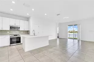 8424 Nandina Dr, Sarasota, FL 34240 - Photo 13