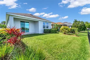 8424 Nandina Dr, Sarasota, FL 34240 - Photo 31