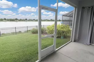 8424 Nandina Dr, Sarasota, FL 34240 - Photo 3
