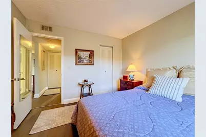 425 30th Avenue W #C212, Bradenton, FL 34205 - Photo 17
