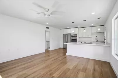 765 John Ringling Boulevard #1CLARI, Sarasota, FL 34236 - Photo 9