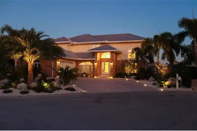 620 North Point Drive, Holmes Beach, FL 34217 - Photo 3