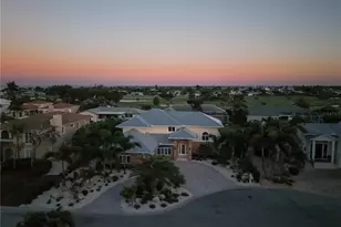 620 North Point Dr, Holmes Beach, FL 34217 - Photo 95