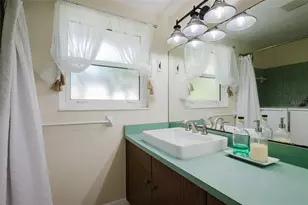 2463 Terry Ln, Sarasota, FL 34231 - Photo 27