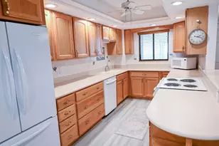 1100 Benjamin Franklin Dr, Sarasota, FL 34236 - Photo 7