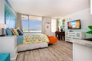 611 Destiny Dr, Ruskin, FL 33570 - Photo 17