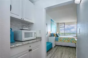 611 Destiny Dr, Ruskin, FL 33570 - Photo 15