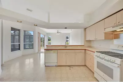 4206 73rd Terrace E, Sarasota, FL 34243 - Photo 21