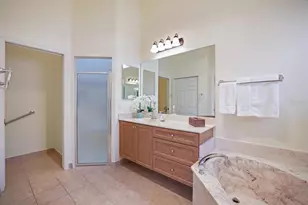 4211 64th Ave E, Sarasota, FL 34243 - Photo 27