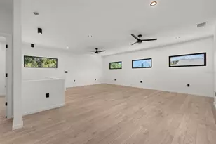 1681 Oak St, Sarasota, FL 34236 - Photo 63