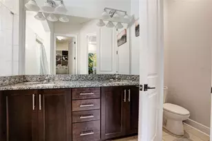 5285 Twin Flower Ln, Sarasota, FL 34233 - Photo 13