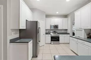 835 Cedarcrest Ct, Sarasota, FL 34232 - Photo 35