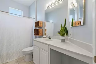 835 Cedarcrest Ct, Sarasota, FL 34232 - Photo 21