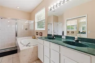 835 Cedarcrest Ct, Sarasota, FL 34232 - Photo 17