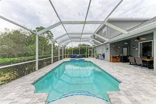 835 Cedarcrest Ct, Sarasota, FL 34232 - Photo 5