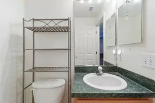 835 Cedarcrest Ct, Sarasota, FL 34232 - Photo 47