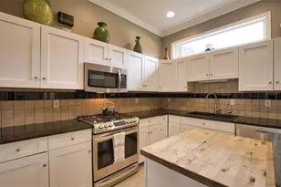 221 Rio Terra, Venice, FL 34285 - Photo 31