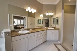 221 Rio Terra, Venice, FL 34285 - Photo 23