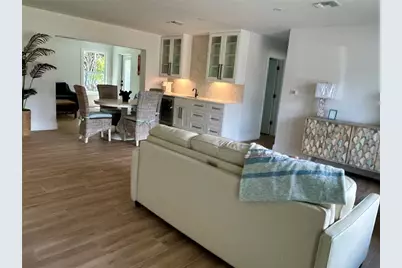 1625 Idle Lane, Sarasota, FL 34231 - Photo 9