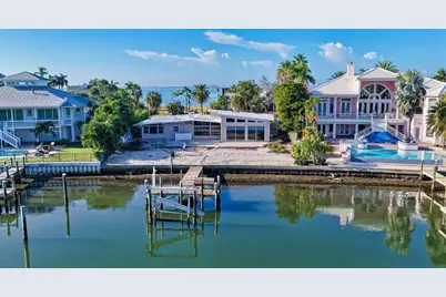 355 S Shore Drive, Sarasota, FL 34234 - Photo 3