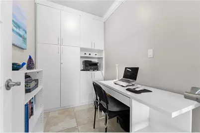 1700 Benjamin Franklin Drive #10F, Sarasota, FL 34236 - Photo 11