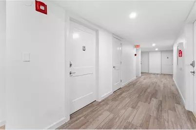 1700 Benjamin Franklin Drive #10F, Sarasota, FL 34236 - Photo 23