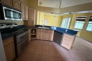 711 128th St NE, Bradenton, FL 34212 - Photo 3