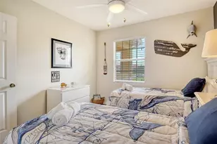 1010 Villagio Cir, Sarasota, FL 34237 - Photo 25