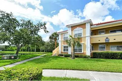 1010 Villagio Circle #201, Sarasota, FL 34237 - Photo 3
