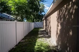 307 NW 8th St, Mulberry, FL 33860 - Photo 25