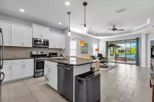 6475 Positano Ct, Sarasota, FL 34243 - Photo 13