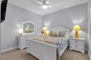 6475 Positano Ct, Sarasota, FL 34243 - Photo 23