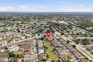 4006 W 37th Street Ct W, Bradenton, FL 34205 - Photo 43