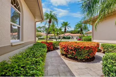 3415 E Chelmsford Court #35, Sarasota, FL 34235 - Photo 3